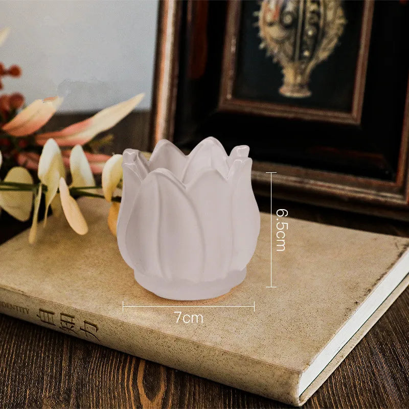 Tulip-shaped Candle Cup, Glass，Romantic Candlelight Dinner Props，Aromatherapy Candle Holder,Festive Atmosphere Decoration,1Pcc.